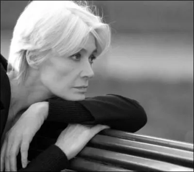 'Message personnel' pour 'V. I. P. ', c'est ... .