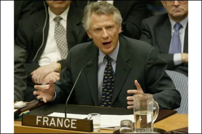 Quel est le pr&eacute;nom de l'ancien Premier ministre de Villepin ?