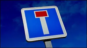 D'apr&egrave;s le Code de la route, ce panneau indique une impasse.