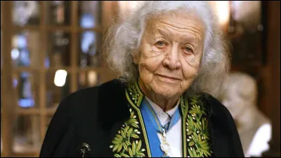 Qui est cette acad&eacute;micienne, auteur du livre ''Les oeufs de P&acirc;ques'' ?