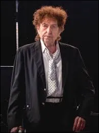 Quelle chanson de Bob Dylan a &eacute;t&eacute; inscrite au patrimoine mondial de l�UNESCO en 2017 ?