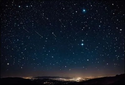 Aimes-tu regarder les astres ?