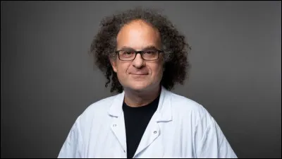 Dans quelle &eacute;mission de t&eacute;l&eacute; pr&eacute;sent&eacute;e par Faustine Bollaert , Laurent Karila, professeur de m&eacute;decine, psychiatre et addictologue, intervient-il r&eacute;guli&egrave;rement ?