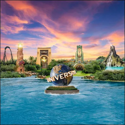 Universal Studios Florida propose principalement des attractions bas&eacute;es sur :