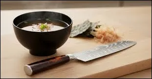 Dans la cuisine japonaise, qu�est-ce que le "dashi" ?