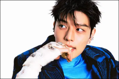 Et l&agrave; c'est...