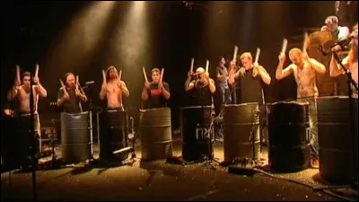 Quel est le nom de ce groupe originaire de Varennes-Vauzelles, commune adjacente &agrave; Nevers ?