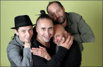 Quel est ce groupe fran&ccedil;ais dont l'un des titres est ''Le monde est avare'' ?