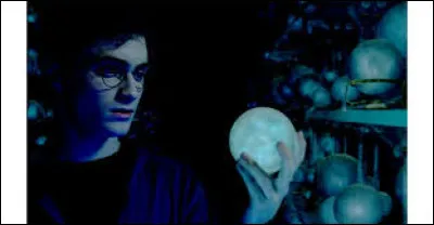 Dans quelle rang&eacute;e est la proph&eacute;tie ?