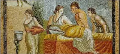 Comment nomme-t-on l'espace r&eacute;serv&eacute; aux femmes, dans la maison ?