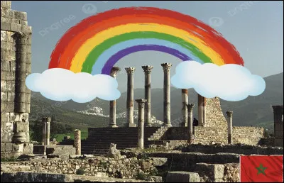 Quel site arch&eacute;ologique romain se cache derri&egrave;re les nuages ?