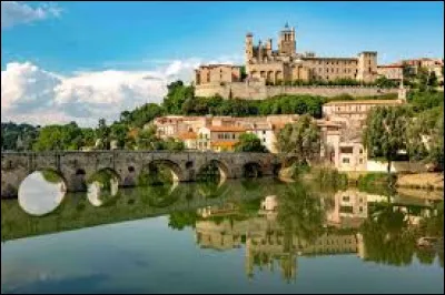 Quelle ville se situe dans le d&eacute;partement de l'H&eacute;rault ?