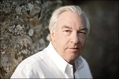 Qui est cet &eacute;crivain fran&ccedil;ais, auteur du roman ''John l'Enfer'' ?