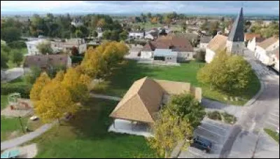 Je vous emm&egrave;ne maintenant &agrave; Bey. Village de l'aire d'attraction Chalonnaise, il se situe en r&eacute;gion ...