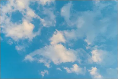 Si quelqu'un te bouscule dans la rue, comment r&eacute;agis-tu ?