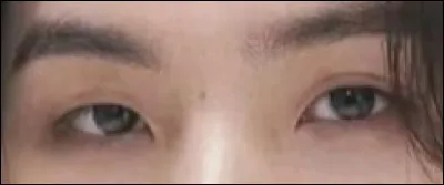 &Agrave; qui sont ces yeux ?