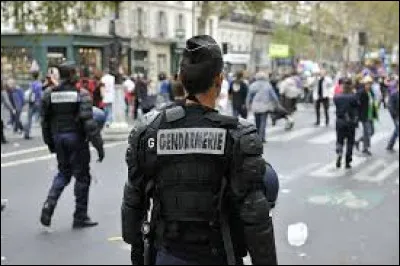 Qu'est-ce qu'un gendarme ?