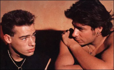 Quel film a projet&eacute; sur le devant de l'actualit&eacute; le r&eacute;alisateur et acteur Cyril Collard, en 1992 ?