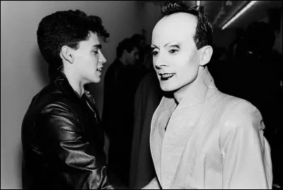 1983. Qui est ce chanteur d'op&eacute;ra hors-norme, premi&egrave;re c&eacute;l&eacute;brit&eacute; &agrave; d&eacute;c&eacute;der du sida ?