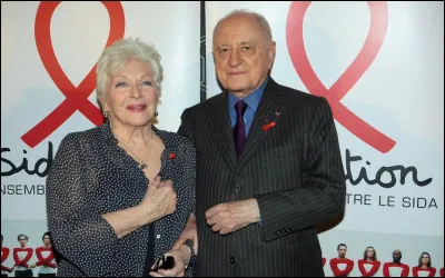 Quelles sont les deux figures m&eacute;diatiques qui ont lanc&eacute; le Sidaction le 17 f&eacute;vrier 1994, appel&eacute; &agrave; l'&eacute;poque "Ensemble contre le sida" ?
