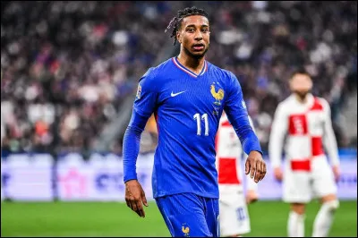 Autre grand favori ? la France bien s&ucirc;r ! Les vice-champions du monde pourront compter sur une armada offensive exceptionnelle. Ce joueur pourrait &ecirc;tre d&eacute;terminant sur de nombreux matchs et esp&egrave;re d&eacute;crocher une Coupe du Monde peut-&ecirc;tre synonyme de Ballon d'Or pour lui. Mais qui &ccedil;a peut bien &ecirc;tre ?