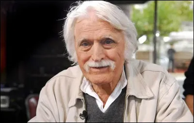 Qui est cet &eacute;crivain , auteur de cette citation : ''Le cam&eacute;l&eacute;on n'a la couleur du cam&eacute;l&eacute;on que lorsqu'il est pos&eacute; sur un autre cam&eacute;l&eacute;on.'' ?