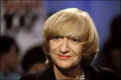 Quel po&egrave;te surr&eacute;aliste a inspir&eacute; &agrave; Fran&ccedil;oise Sagan le titre de son roman Bonjour tristesse ?