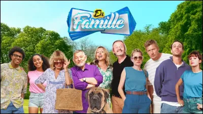 Quel r&ocirc;le interpr&egrave;te-t-il depuis 2012, dans la s&eacute;rie estivale "En Famille" ?
