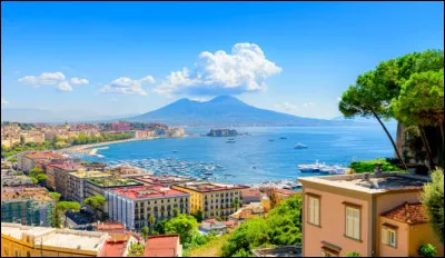 La r&eacute;gion de Campanie - L'a&eacute;roport international Capodichino - La pizza Margherita