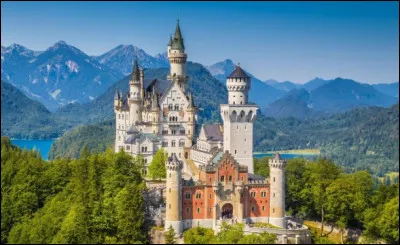 Le Land de Bavi&egrave;re - La traditionnelle f&ecirc;te de la bi&egrave;re - Les Jeux olympiques d'&eacute;t&eacute; de 1972