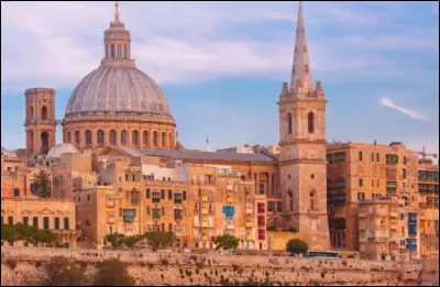 L'ordre hospitalier de Saint-Jean de J&eacute;rusalem - Climat de type m&eacute;diterran&eacute;en - L'a&eacute;roport international Luqa