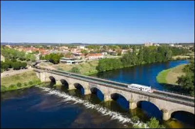 Quelle ville se situe dans le d&eacute;partement de la Sa&ocirc;ne-et-Loire ?