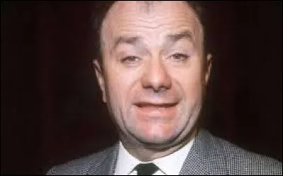 Le 19 mai prochain on f&ecirc;tera le centi&egrave;me anniversaire de la naissance de Fernand Raynaud disparu tragiquement d'un accident de la route le 28 septembre 1973. Parmi ces trois sketchs, lequel n�a-t-il pas jou&eacute; ?