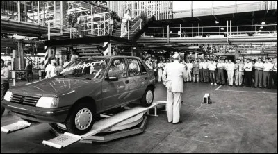 La 205 a &eacute;t&eacute; produite &agrave; partir de 1982 dans l'usine Peugeot de ...