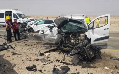 Ton p&egrave;re meurt dans un accident de voiture. Tu&hellip;