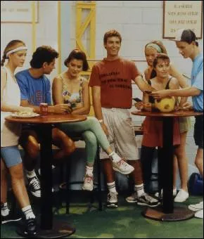 Dans quelle sitcom AB Productions a-t-elle dbut en 1992 ?