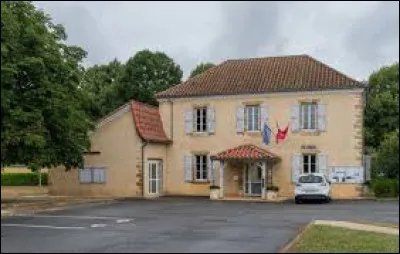 Notre balade du 1er mai commence dans le pays d'Astarac, &agrave; Berdoues. Commune de l'aire d'attraction Auscitaine, sur les bords de la Ba&iuml;se, elle se situe dans le d&eacute;partement ...