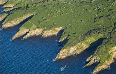 Combien de kilom&egrave;tres de littoral la France m&eacute;tropolitaine compte-t-elle ?