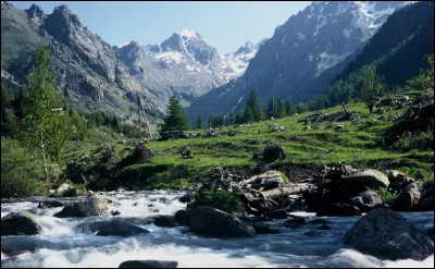 O&ugrave; se situe le parc national du Mercantour ?