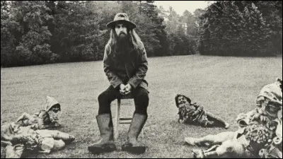 C'&eacute;tait un triple album &agrave; sa sortie et il se nommait "All Things Must Pass". Il contenait les chansons "My Sweet Lord", "Isn't It a Pity" et "If Not for You". Quel est son auteur ?