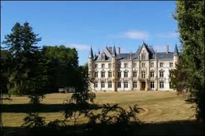 Je vous emm&egrave;ne maintenant dans le Centre-Val-de-Loire, au ch&acirc;teau de Charbonni&egrave;res. Village de l'arrondissement de Nogent-le-Rotrou, il se situe dans le d&eacute;partement ...