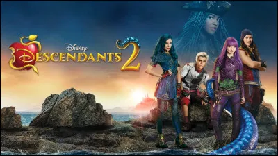 Dans le 2e film, de quelles couleurs sont les cheveux du personnage principal au d&eacute;but du film ?