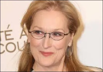 Qui est cette actrice am&eacute;ricaine qui joue le premier r&ocirc;le dans le film ''Le Choix de Sophie'' ?