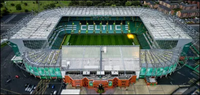 Le stade qui accueille le Celtic FC &agrave; Glasgow s�appelle...