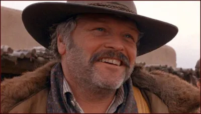 Dans ce film, Brian Dennehy incarne le sh&eacute;rif corrompu Cobb, ancien voleur et propri&eacute;taire d'un saloon. Le nom du film correspond au nom de la ville dans laquelle se d&eacute;roule l'action. Laquelle ?