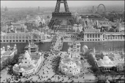 Le premier roi de France se nommait Clovis 1er.