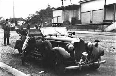 Le 27 mai 1942 ce dirigeant nazi, directeur de la s&eacute;curit&eacute; du Reich et " vice-gouverneur" du Reich en Boh&ecirc;me-Moravie, est assassin&eacute; par des r&eacute;sistants &agrave; Prague : il s'agit de ..