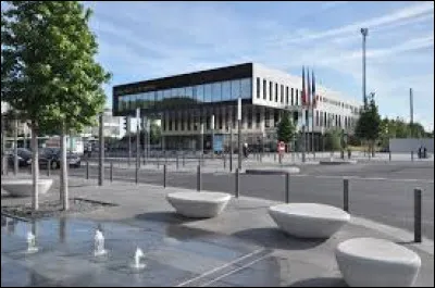 Ville de l'arrondissement d'Argenteuil, Bezons se situe dans le d&eacute;partement ...