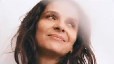 Qui est cette actrice qui joue le r&ocirc;le ''d&rsquo;&Eacute;lise'' dans le film ''Paris'', r&eacute;alis&eacute; par C&eacute;dric Klapisch en 2008 ?