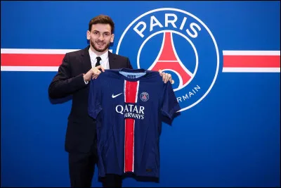 18 joueurs du championnat parisien diff&eacute;rents ont marqu&eacute; durant l'exercice 2025-26, soit 72% des joueurs apparus au moins une fois. Si un 19e &eacute;l&eacute;ment diff&eacute;rent fait trembler les filets dimanche contre le Paris FC lors de la 34e et derni&egrave;re journ&eacute;e, ce sera un nouveau record dans l'histoire du PSG en L1.